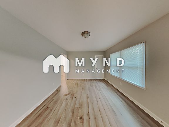 4th image of 3855 Belleau St
