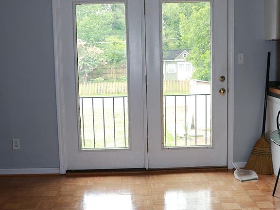 Family room/Kitchen area