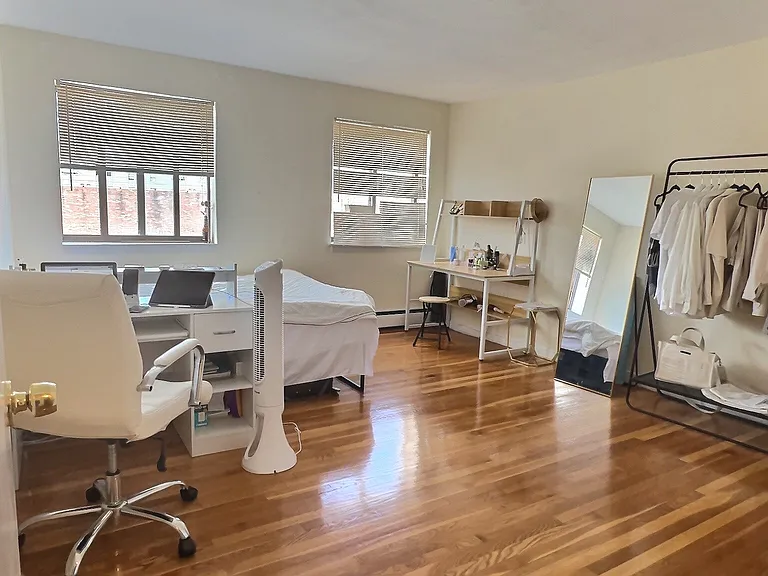 1027 Commonwealth Ave #32 — Photo 8