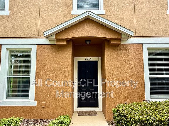 3rd image of 1535 Broken Oak Dr #37B
