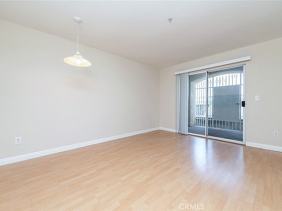 3rd image of 918 W Garvey Ave APT 107