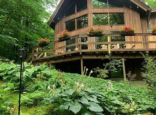 305 Hornbrook Rd, Ithaca, NY 14850