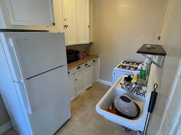 4th image of 1320 E 14th Ave APT 16