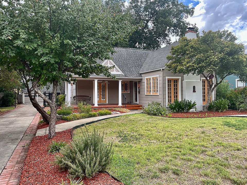 1st image of 218 Furr Dr