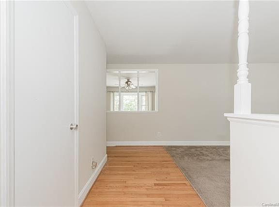 3rd image of 6726 Farmingdale Dr