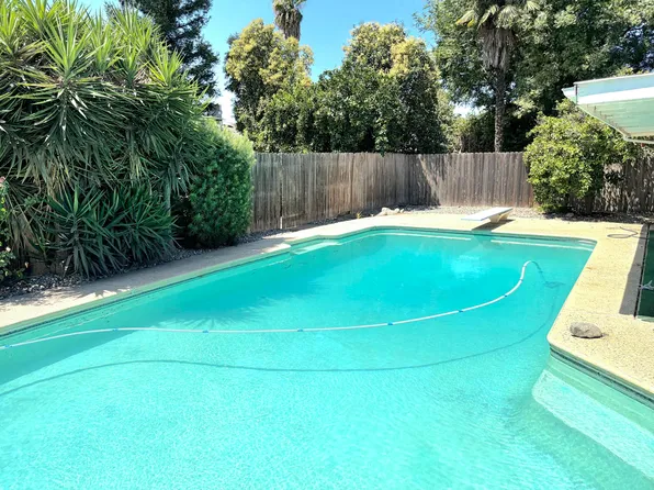 3823 W Cherry Avenue, Visalia, CA 93277