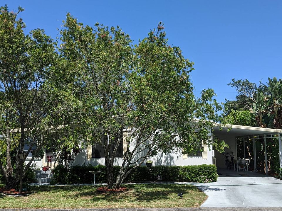 1st image of 555 4th St #43