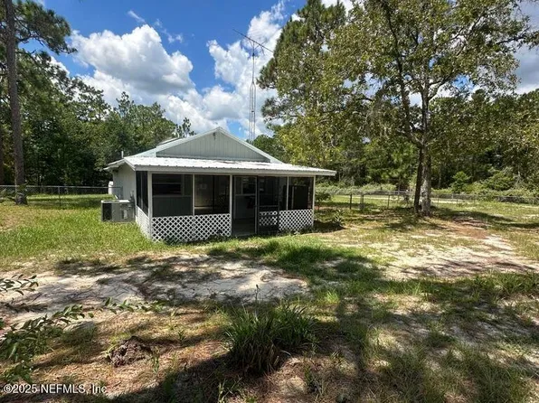 127 MELROSE LANDING Drive, Hawthorne, FL 32640