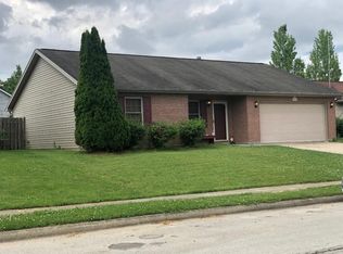 292 Maple Ridge Dr, Wilmington, OH 45177