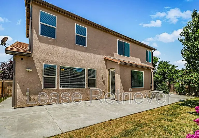 2160 N Stokes Ct — Photo 46