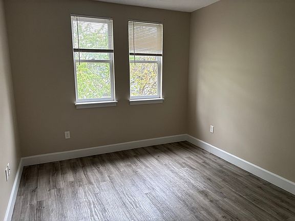 4th image of 34 Sumner Ave APT 301