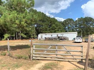 5094 Red Barn Dr, Milton, FL 32583