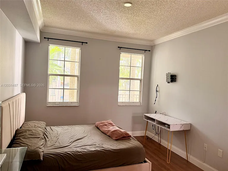 533 NE 3rd Ave #313 — Photo 13