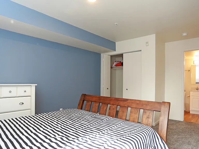 Atrium Suites - 2 BR/2 BA & 3 BR/3 BA — Photo 31