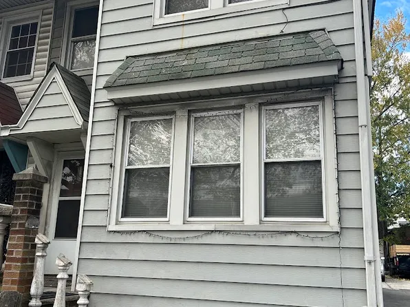 115-26 Van Wyck Expressway image 2 of 19