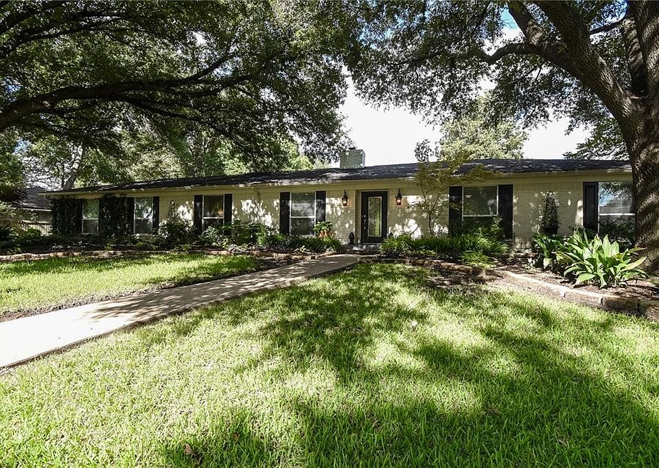 1st image of 4116 Coral Cir