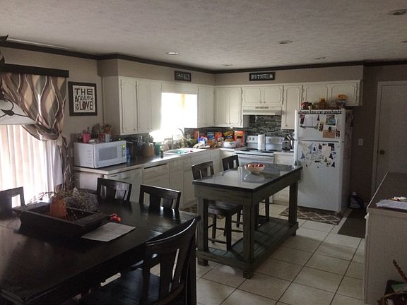 5th image of 202 Lacey Ave
