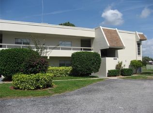 7271 W Country Club Dr N APT 121, Sarasota, FL 34243