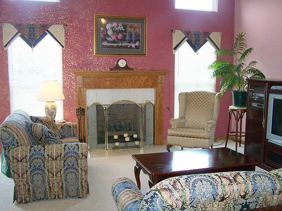 5th image of 1026 Crossbrook Blvd