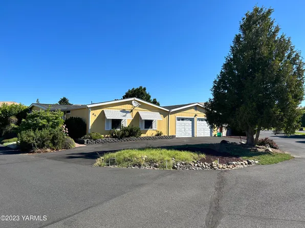 3701 Gun Club Rd Unit 64, Yakima, WA 98901