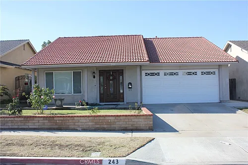 243 N Pageant St Photo 1
