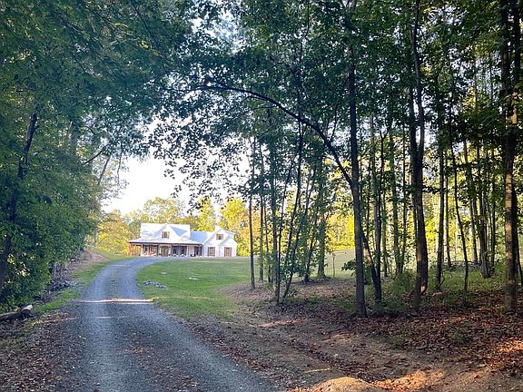 11th image of 450 County Road 28