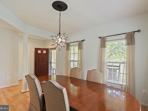 5th image of 15380 Neptune Ct
