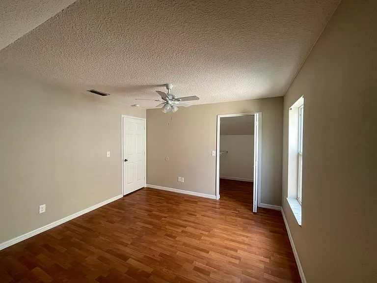 4228 Boca Woods Dr — Photo 14