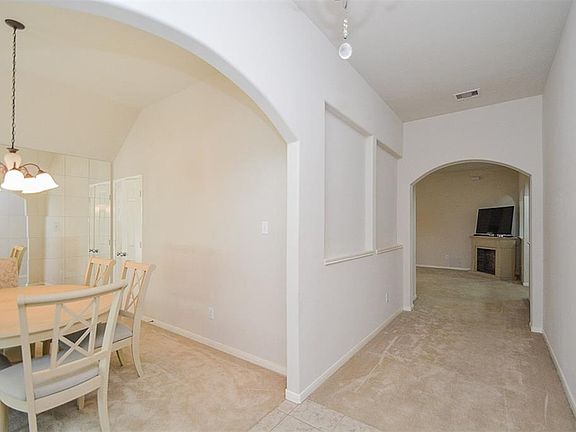 2nd image of 24639 Cobble Canyon Ln