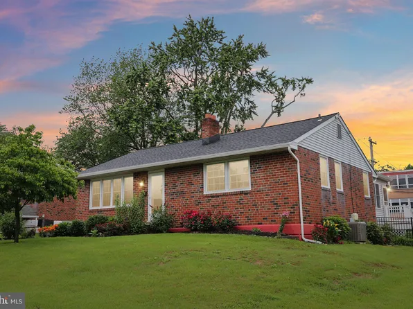 407 Pinecrest Rd, East Norriton, PA 19403