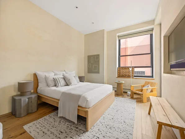 250 Mercer Street image 9 of 15