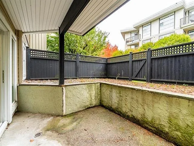 1850 Southmere Cres E #8 — Photo 20