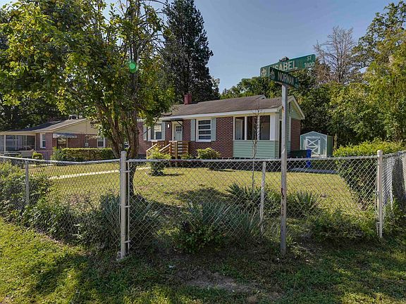 5th image of 1800 Isabel St