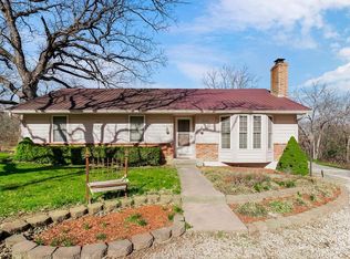 28314 S Bennett Rd, Freeman, MO 64746
