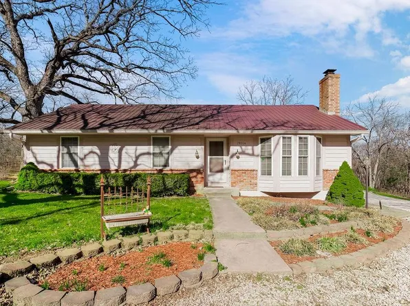 28314 S Bennett Rd, Freeman, MO 64746