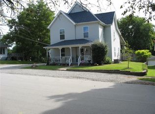 7 N California St, North Salem, IN 46165