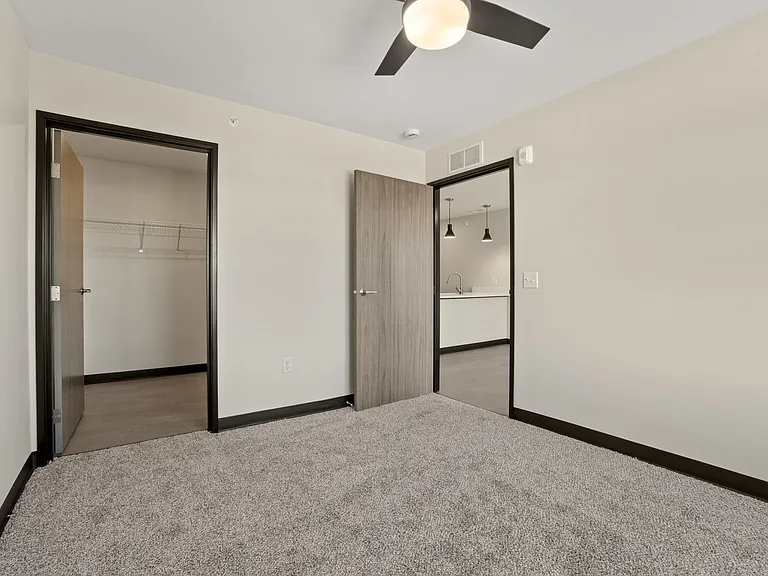 275 Lofts at Kingston Yard — Photo 15