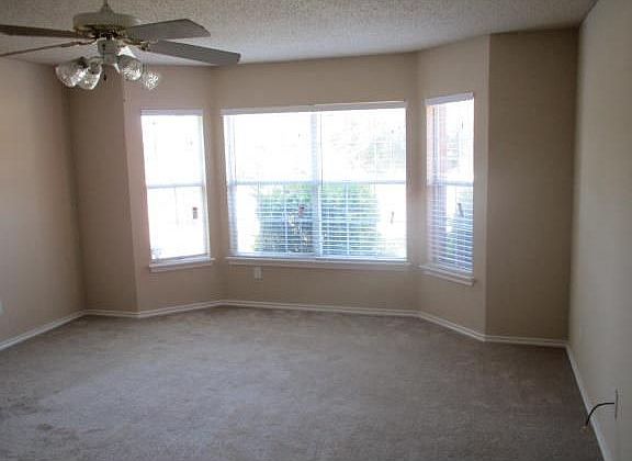3rd image of 3124 Spyglass Dr
