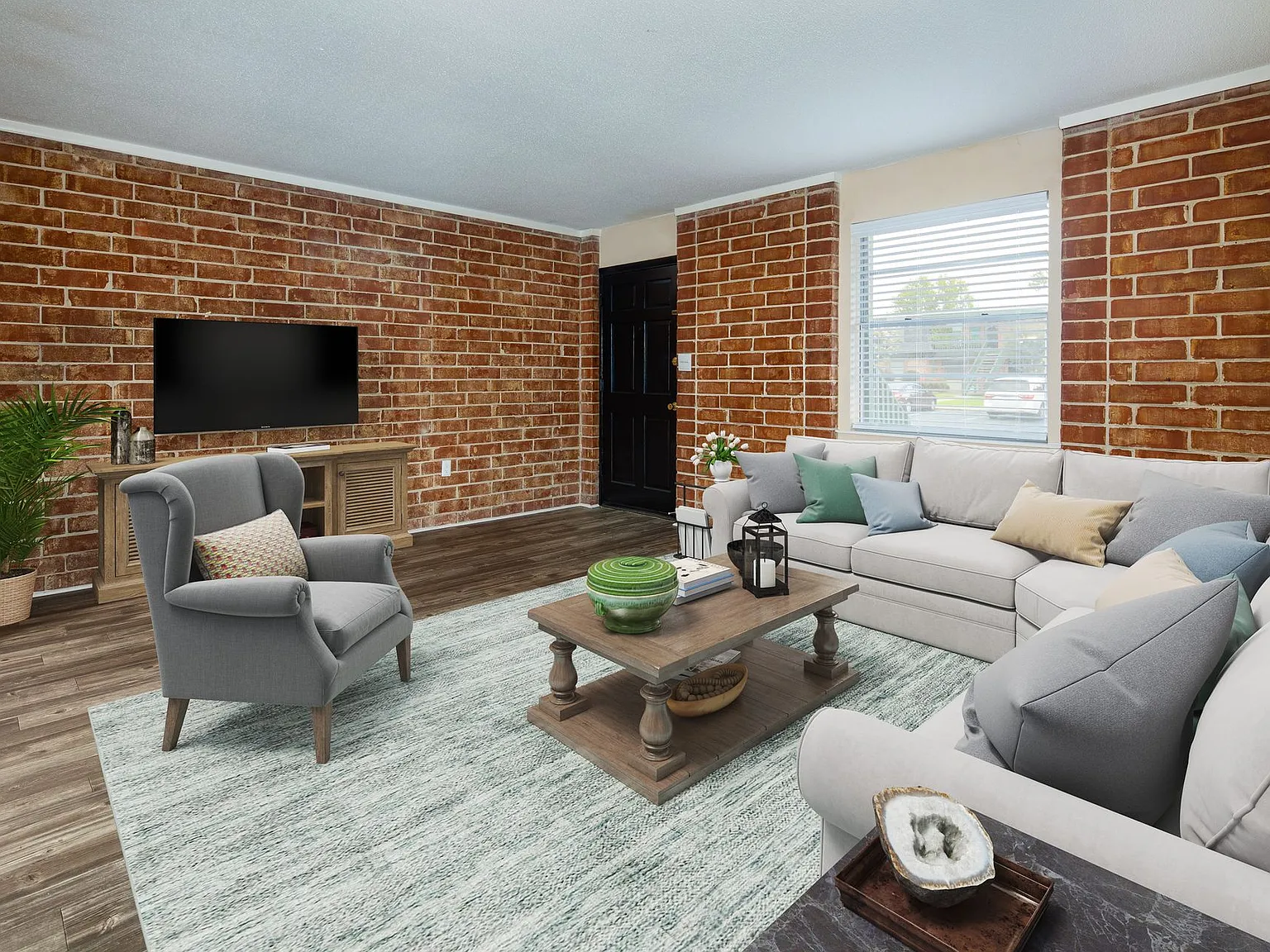 Heritage Square Apartments — Photo 1