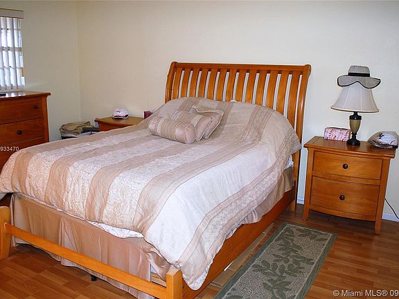 5th image of 3505 NW 48th Ave APT 607