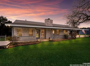 28014 Old Windmill Rd, New Braunfels, TX 78132
