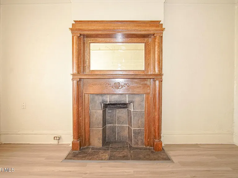 1419 Wyoming Ave — Photo 4