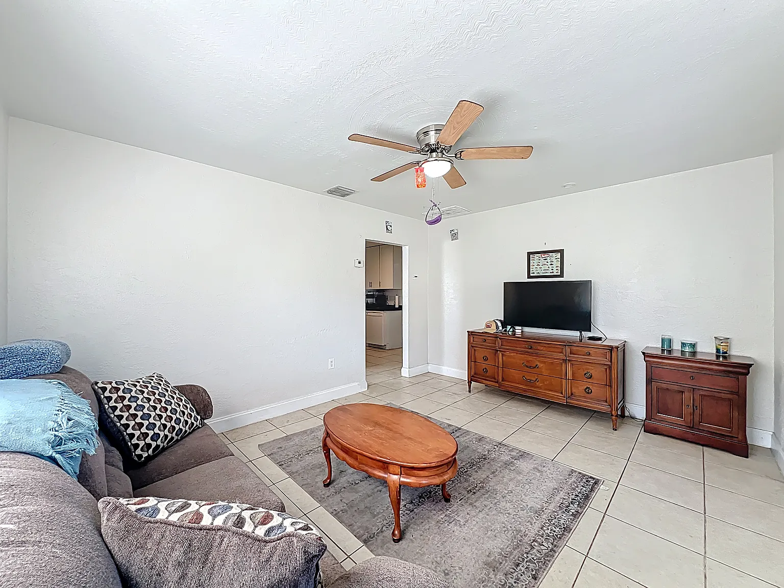 2 bed, 675 sqft, $1,575 — Photo 3