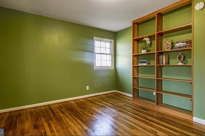 12915 Edelen Rd — Photo 12