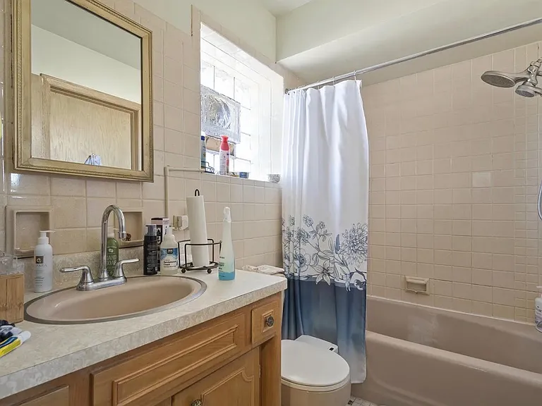 1121 N Northwest Hwy #3 — Photo 5