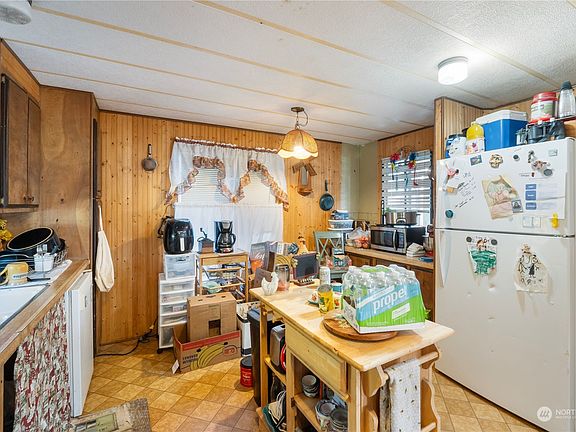 2nd image of 31009 553RD Street Ct E