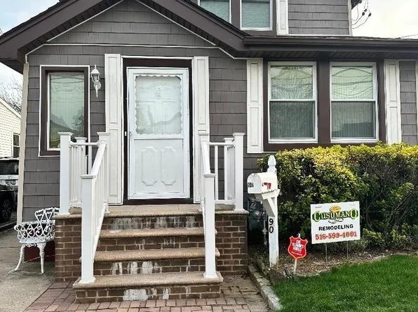 (undisclosed Address), Valley Stream, NY 11580