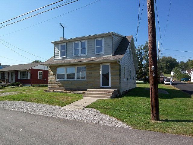 1st image of 1515 3rd St