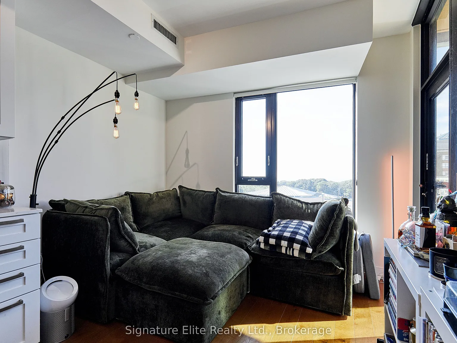 1 bed, $2,200 — Photo 4