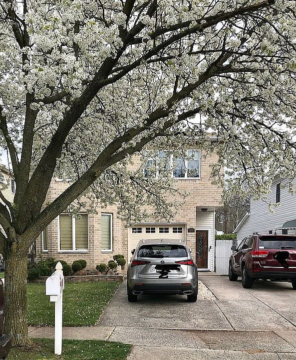 1st image of 88 Hawley Ave